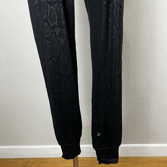 Terez Joggers Pants Foil Snakeskin Printed Black Drawstring Modal Size XS - Picture 3 of 11